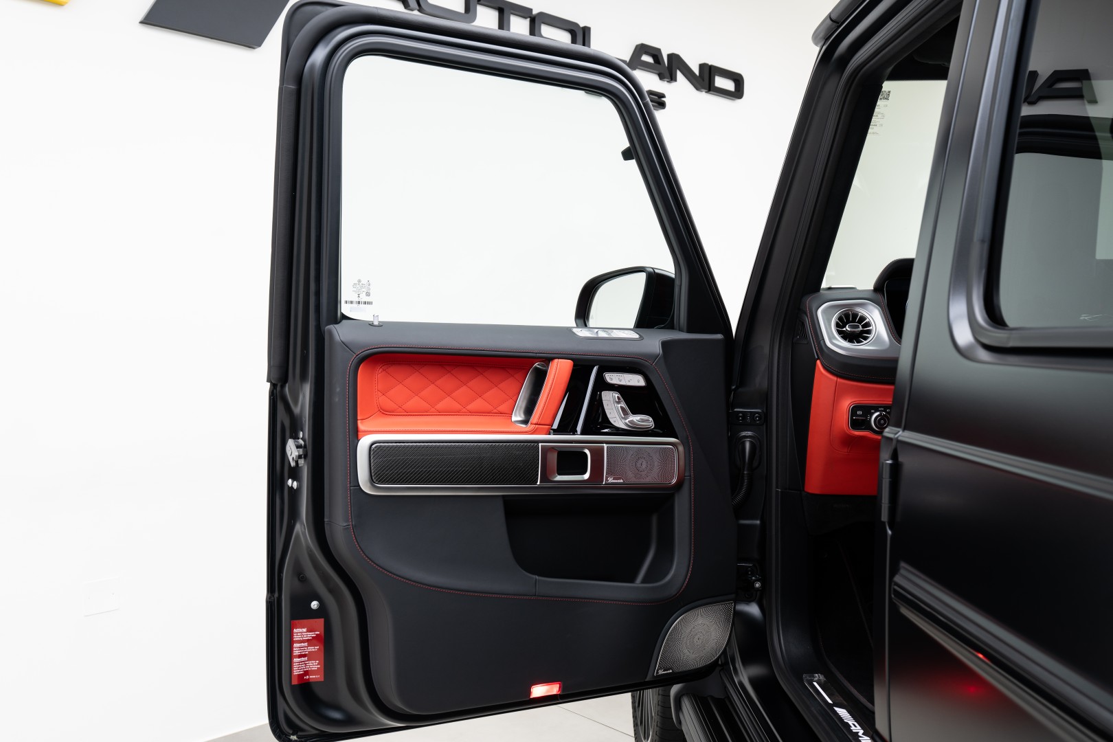 2027 MERCEDES BENZ G63 AMG | DOUBLE NIGHT PACKAGE